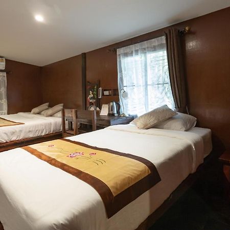 Reuan Vilawan Ratchaburi Ngoại thất bức ảnh