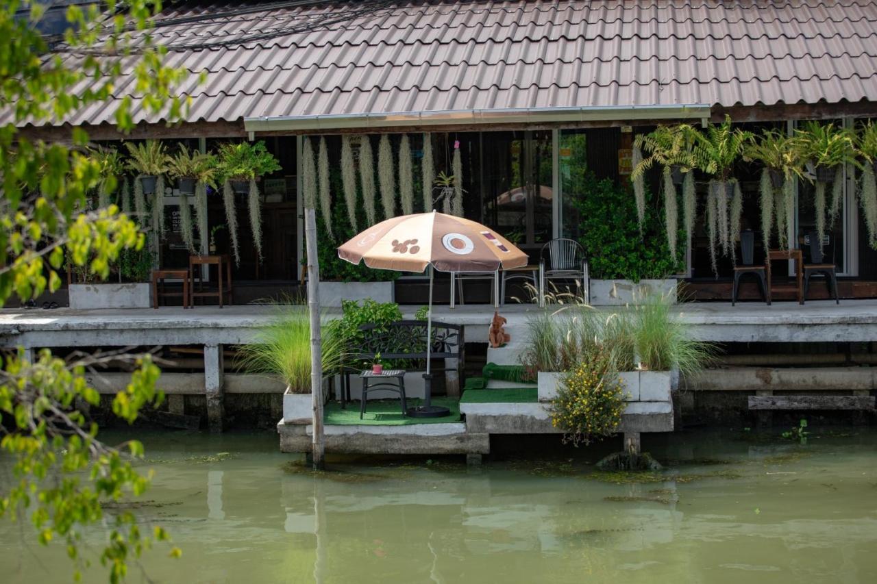 Reuan Vilawan Ratchaburi Ngoại thất bức ảnh