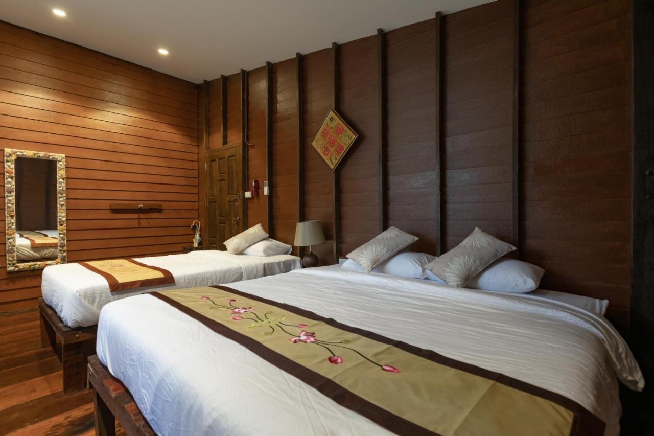 Reuan Vilawan Ratchaburi Ngoại thất bức ảnh
