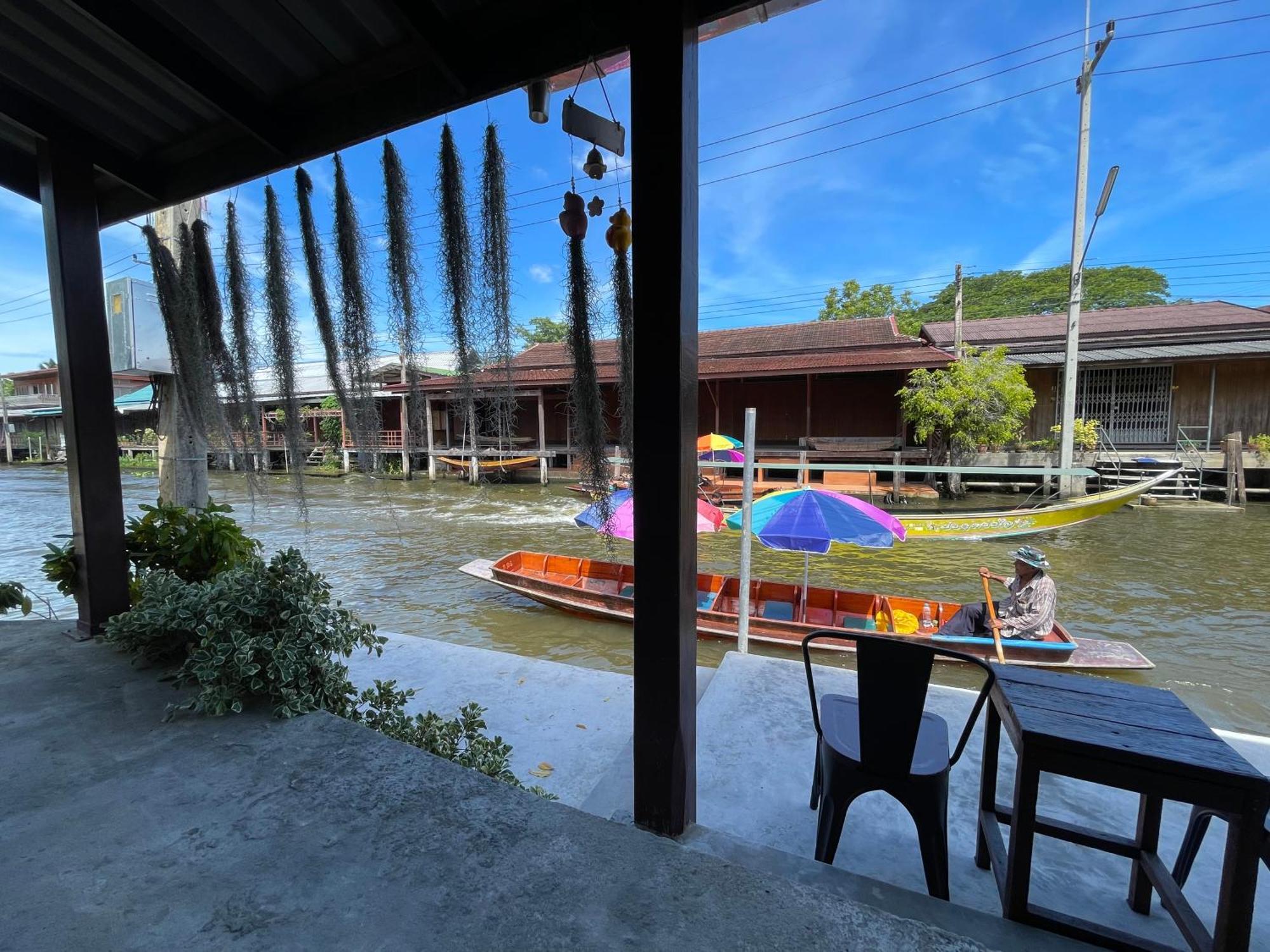 Reuan Vilawan Ratchaburi Ngoại thất bức ảnh