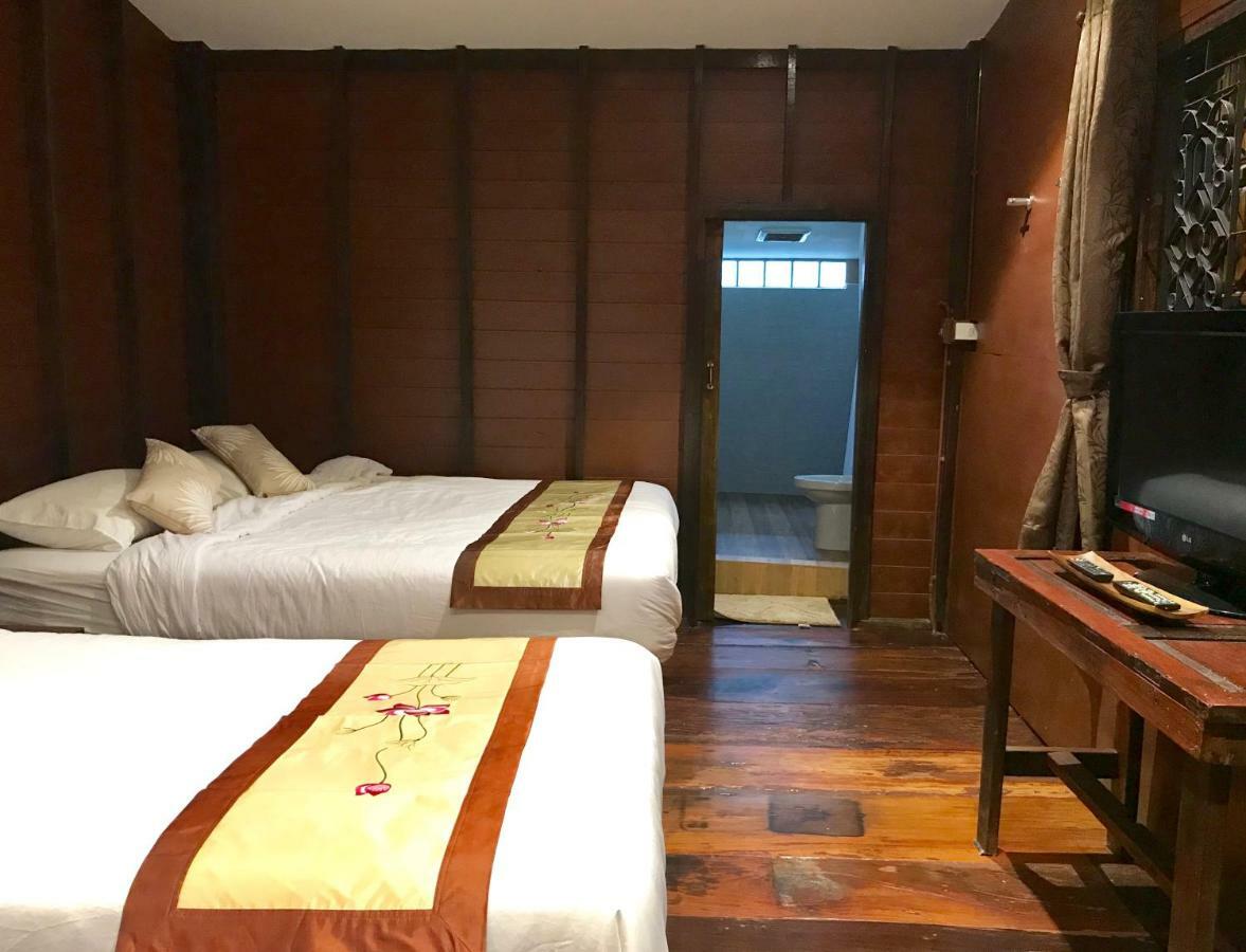 Reuan Vilawan Ratchaburi Ngoại thất bức ảnh