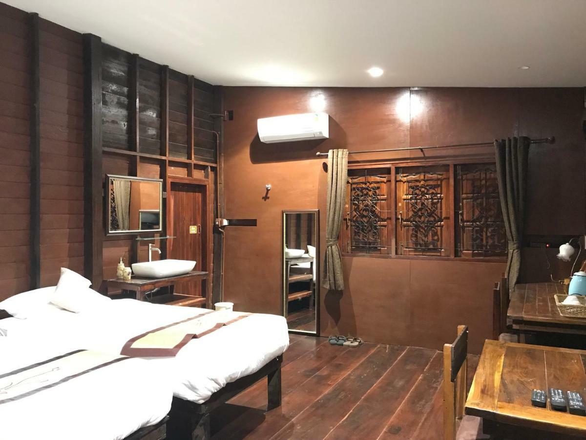 Reuan Vilawan Ratchaburi Ngoại thất bức ảnh
